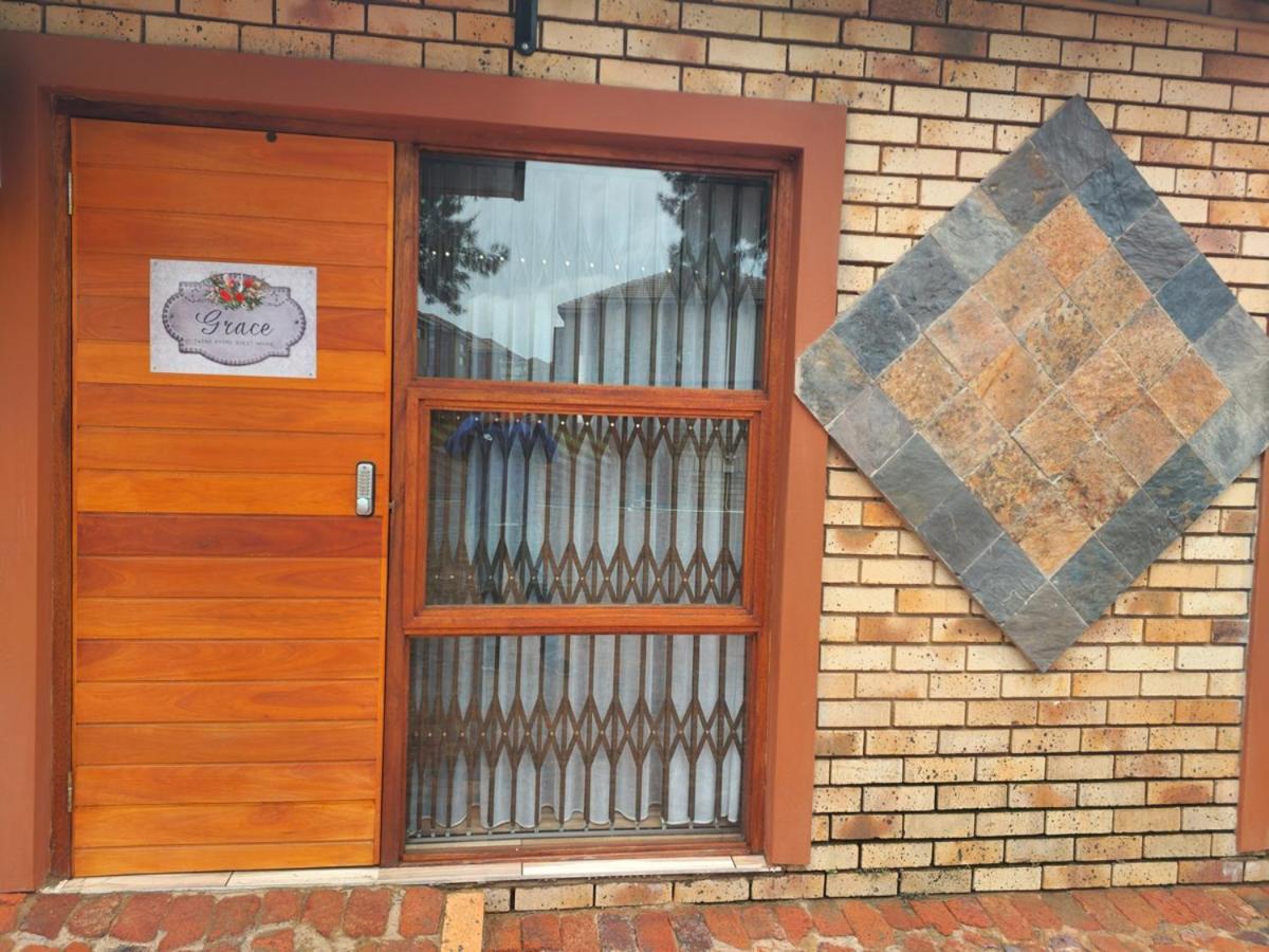 Twins Guest House Astoni Vanderbijlpark Kültér fotó