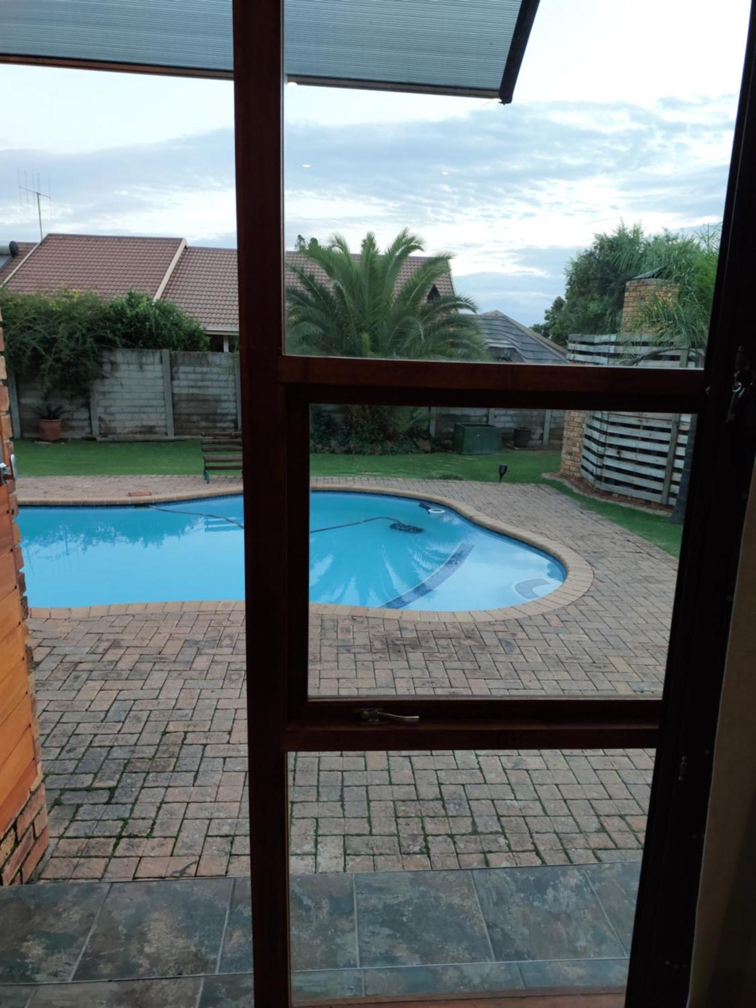 Twins Guest House Astoni Vanderbijlpark Szoba fotó