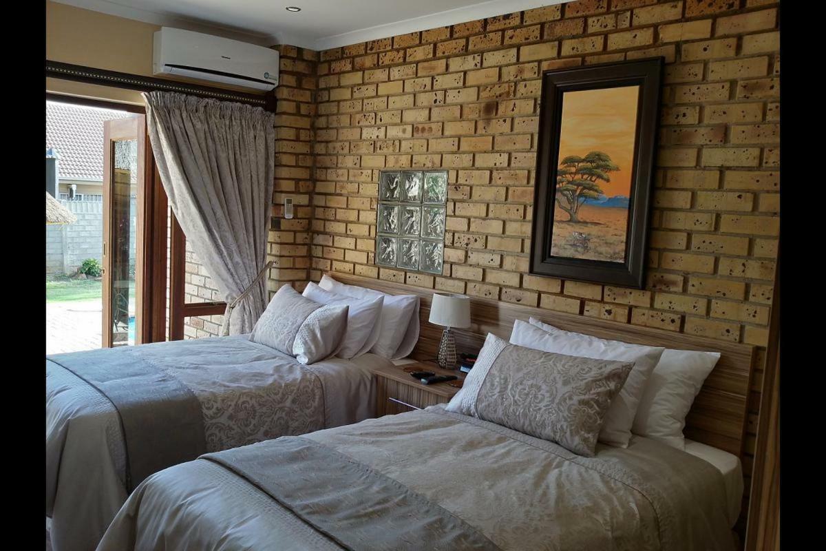 Twins Guest House Astoni Vanderbijlpark Kültér fotó